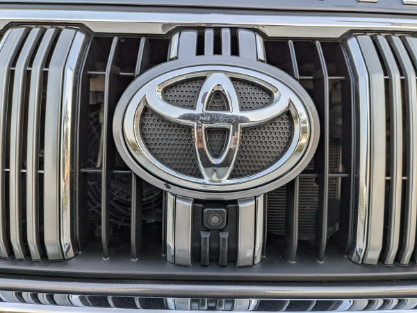 Toyota LAND CRUISER PRADO 2011  Grey LHD Petrol AT SUV 4WD view 17