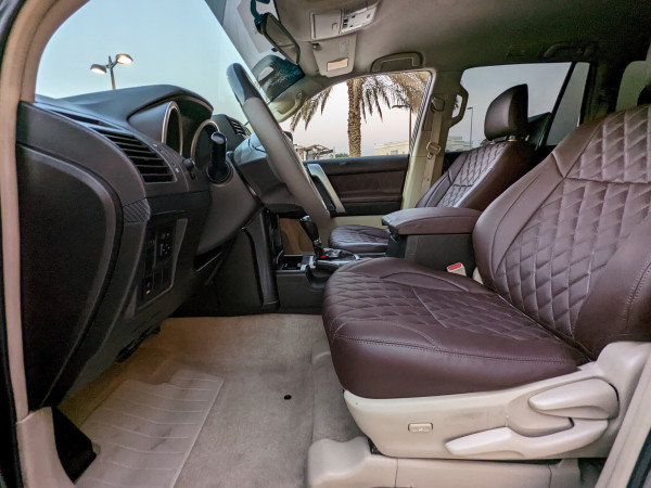 Toyota LAND CRUISER PRADO 2011  Grey LHD Petrol AT SUV 4WD view 24