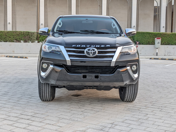 Toyota Fortuner 2016/ Black LHD Petrol AT SUV 4WD view 8