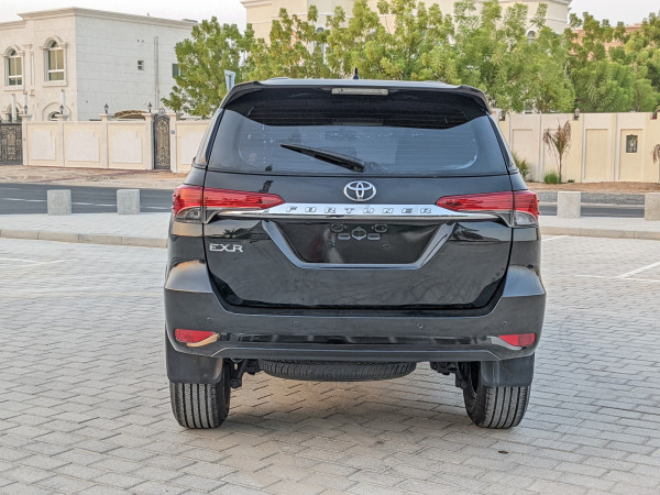 Toyota Fortuner 2016/ Black LHD Petrol AT SUV 4WD view 13