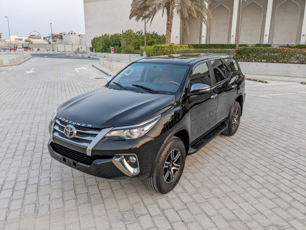 Toyota Fortuner 2016/ Black LHD Petrol AT SUV 4WD view 31
