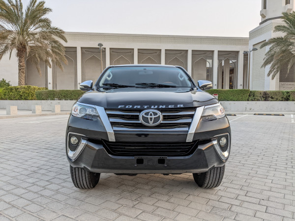 Toyota Fortuner 2016/ Black LHD Petrol AT SUV 4WD view 32
