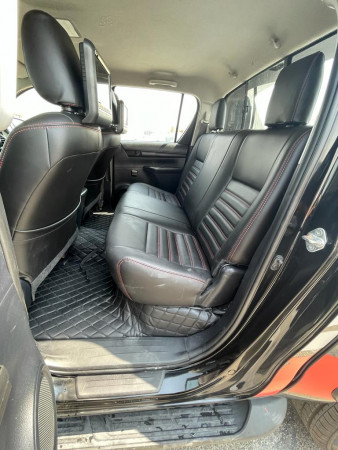 Toyota Hilux 2019/ Black LHD Petrol AT Pickup 4WD view 12