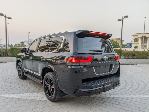 Toyota Land Cruiser 2011/ Black LHD Petrol AT SUV 4WD view 7