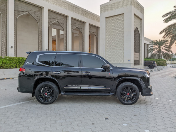 Toyota Land Cruiser 2011/ Black LHD Petrol AT SUV 4WD view 11