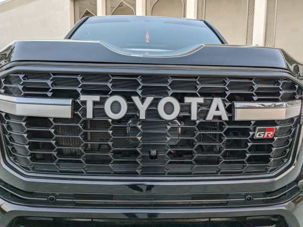 Toyota Land Cruiser 2011/ Black LHD Petrol AT SUV 4WD view 21