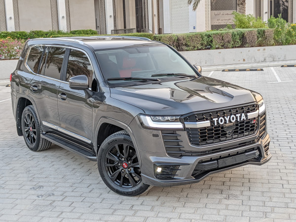 Toyota Land Cruiser 2011  Grey LHD Petrol AT SUV 4WD view 7