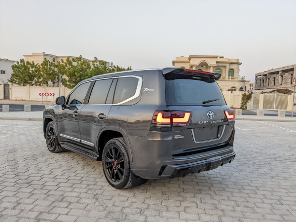 Toyota Land Cruiser 2011  Grey LHD Petrol AT SUV 4WD view 12
