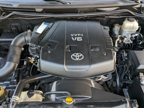 Toyota Land Cruiser 2011  Grey LHD Petrol AT SUV 4WD view 25