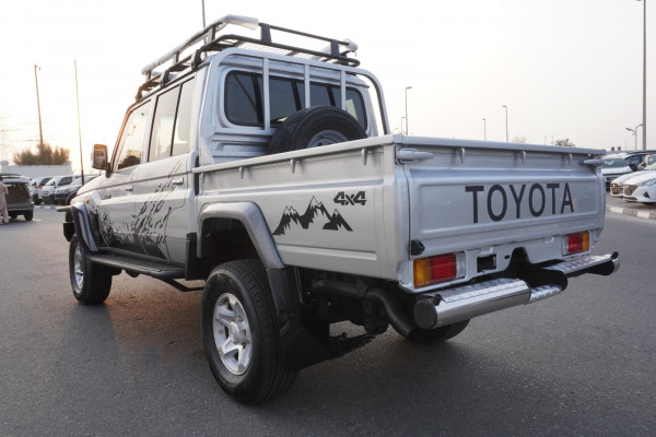 Toyota Land Cruiser Pickup 2013/ Silver RHD Diesel MT Pickup 4WD view 4