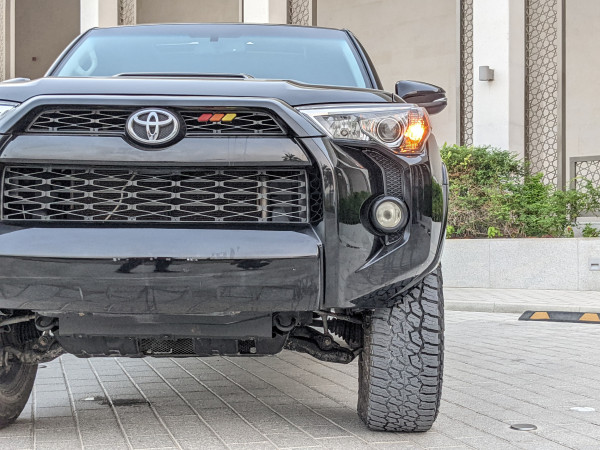 Toyota 4-Runner 2020  Black LHD Petrol AT SUV 4WD view 7