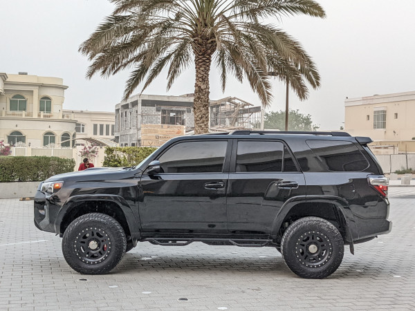 Toyota 4-Runner 2020  Black LHD Petrol AT SUV 4WD view 22