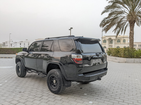 Toyota 4-Runner 2020  Black LHD Petrol AT SUV 4WD view 23