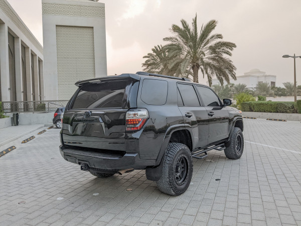 Toyota 4-Runner 2020  Black LHD Petrol AT SUV 4WD view 24