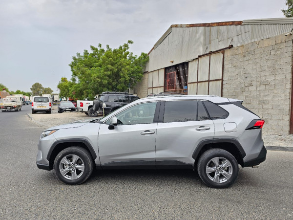Toyota RAV 4 2022/ Silver LHD Petrol AT SUV Crossover 2WD view 4