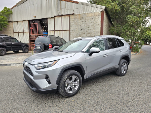 Toyota RAV 4 2022/ Silver LHD Petrol AT SUV Crossover 2WD view 5