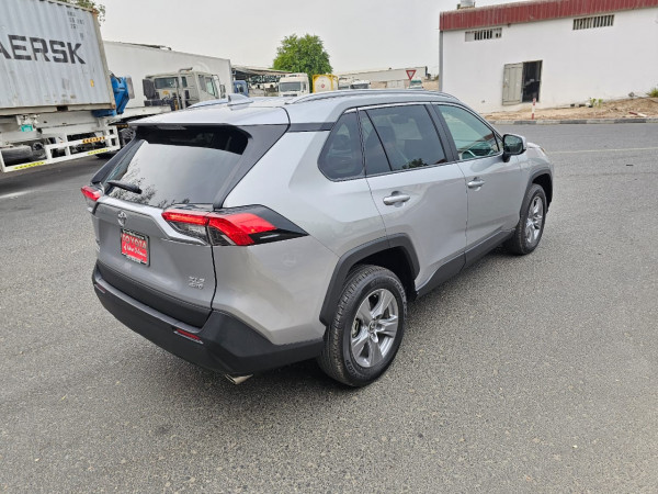 Toyota RAV 4 2022/ Silver LHD Petrol AT SUV Crossover 2WD view 7