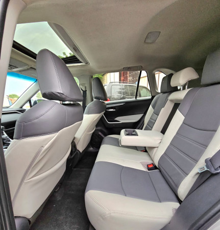 Toyota RAV 4 2022/ Silver LHD Petrol AT SUV Crossover 2WD view 12