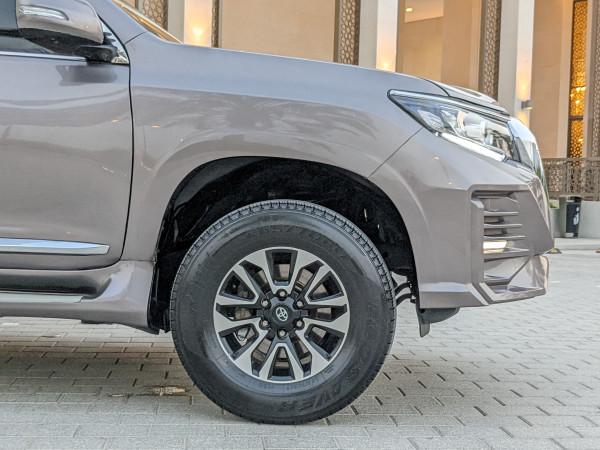 Toyota LAND CRUISER PRADO 2012  Grey LHD Petrol AT SUV 4WD view 14
