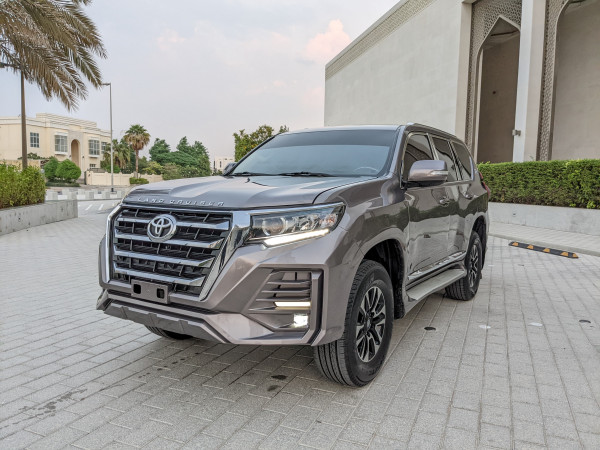 Toyota LAND CRUISER PRADO 2012  Grey LHD Petrol AT SUV 4WD view 29
