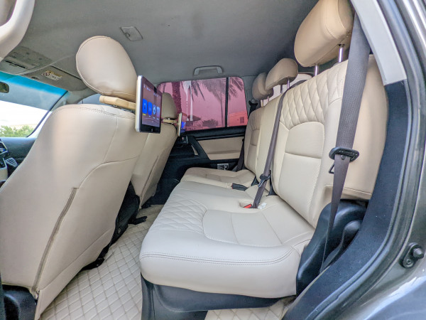 Toyota Land Cruiser 2013  Grey LHD Petrol AT SUV 4WD view 11