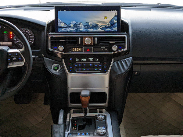 Toyota Land Cruiser 2013  Grey LHD Petrol AT SUV 4WD view 17
