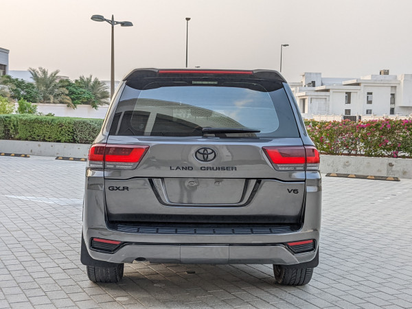 Toyota Land Cruiser 2013  Grey LHD Petrol AT SUV 4WD view 21