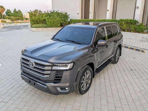 Toyota Land Cruiser 2014/ Grey LHD Petrol AT SUV 4WD view 12