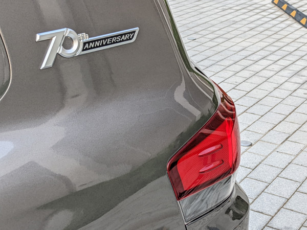 Toyota Land Cruiser 2014/ Grey LHD Petrol AT SUV 4WD view 13