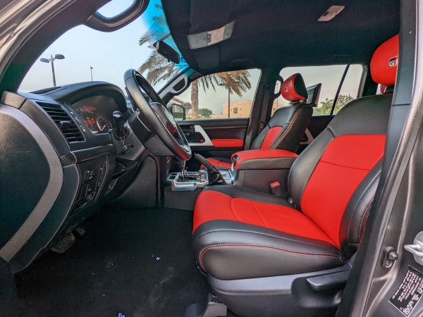 Toyota Land Cruiser 2014/ Grey LHD Petrol AT SUV 4WD view 18
