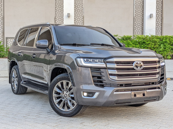 Toyota Land Cruiser 2014/ Grey LHD Petrol AT SUV 4WD view 23