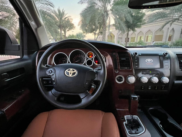 Toyota Tundra 2011/ Black LHD Petrol AT Pickup 4WD view 27