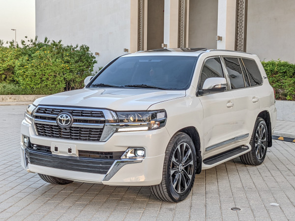 Toyota Land Cruiser 2014/ White LHD Petrol AT SUV 4WD view 7