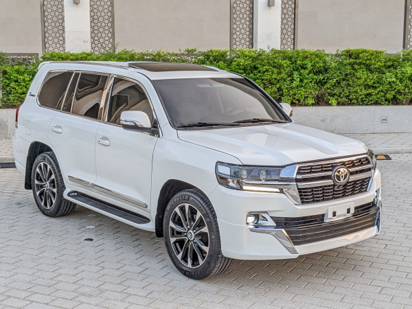 Toyota Land Cruiser 2014/ White LHD Petrol AT SUV 4WD view 14