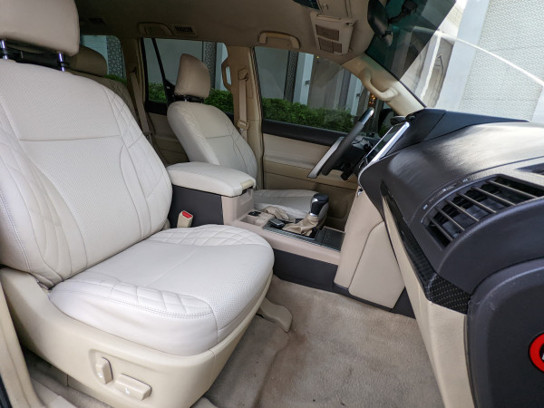 Toyota LAND CRUISER PRADO 2015  Black LHD Petrol AT SUV 4WD view 11