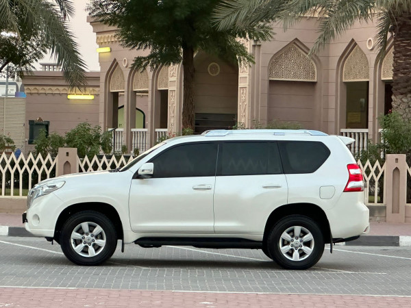 Toyota LAND CRUISER PRADO 2016/ White LHD Petrol AT SUV 4WD view 2