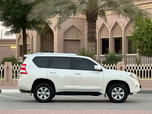 Toyota LAND CRUISER PRADO 2016/ White LHD Petrol AT SUV 4WD view 4