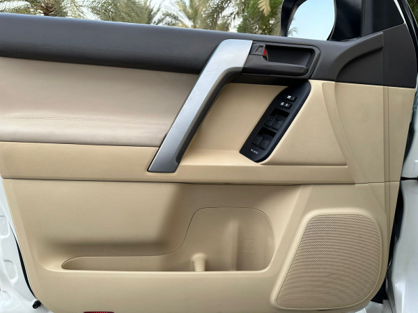 Toyota LAND CRUISER PRADO 2016/ White LHD Petrol AT SUV 4WD view 11