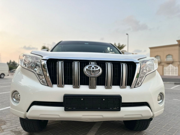 Toyota LAND CRUISER PRADO 2016/ White LHD Petrol AT SUV 4WD view 27