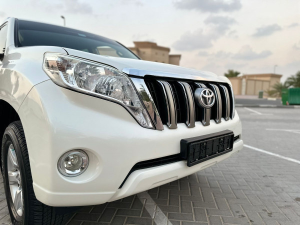 Toyota LAND CRUISER PRADO 2016/ White LHD Petrol AT SUV 4WD view 29