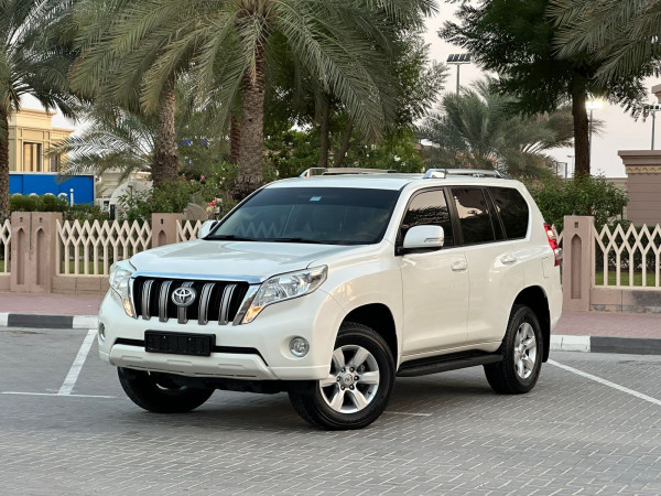 Toyota LAND CRUISER PRADO 2016/ White LHD Petrol AT SUV 4WD view 32