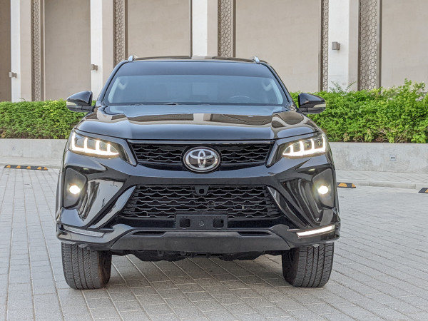Toyota Fortuner 2016  Black LHD Petrol AT SUV 4WD