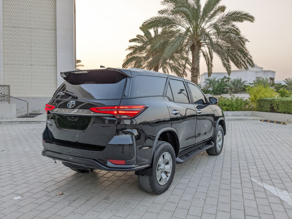 Toyota Fortuner 2016  Black LHD Petrol AT SUV 4WD view 2