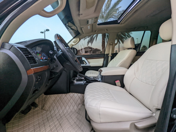 Toyota Land Cruiser 2009  Black LHD Petrol AT SUV 4WD view 20