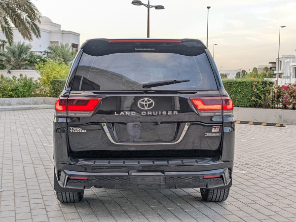 Toyota Land Cruiser 2009  Black LHD Petrol AT SUV 4WD view 30