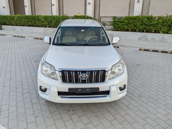 Toyota LAND CRUISER PRADO 2011  White LHD Petrol AT SUV 4WD view 4