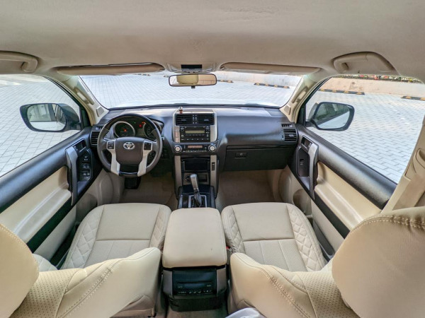 Toyota LAND CRUISER PRADO 2011  White LHD Petrol AT SUV 4WD view 8
