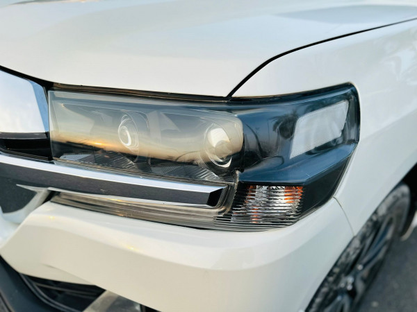 Toyota Land Cruiser 2008/ White LHD Petrol AT SUV 4WD view 3