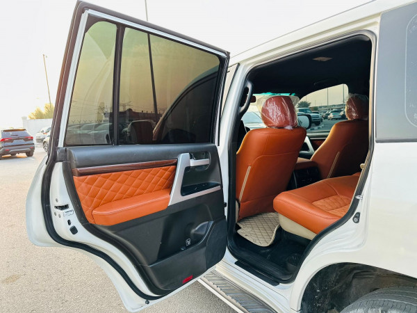 Toyota Land Cruiser 2008/ White LHD Petrol AT SUV 4WD view 16