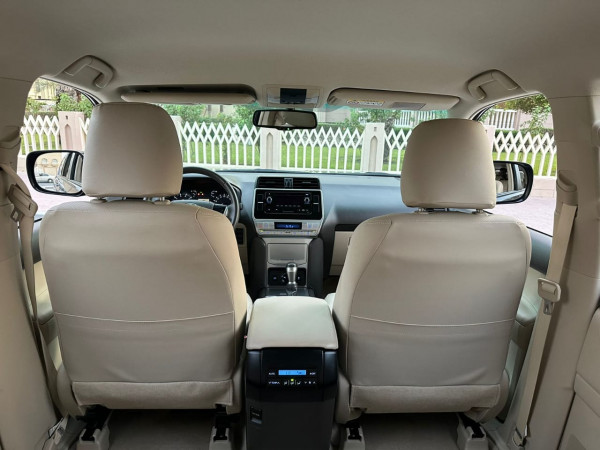 Toyota LAND CRUISER PRADO 2018/ Grey LHD Petrol AT SUV 4WD view 7